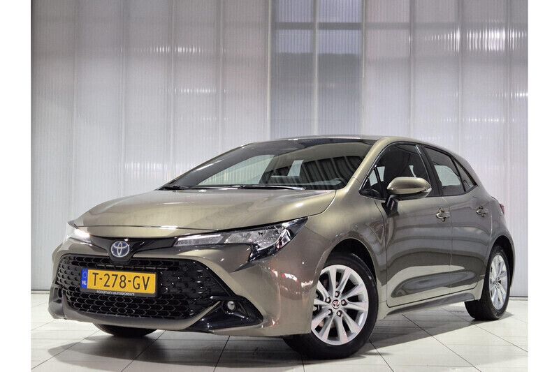 Gebruikt 2023 Toyota Corolla Hybrid Active | € 27.249 - Afbeelding 1/1