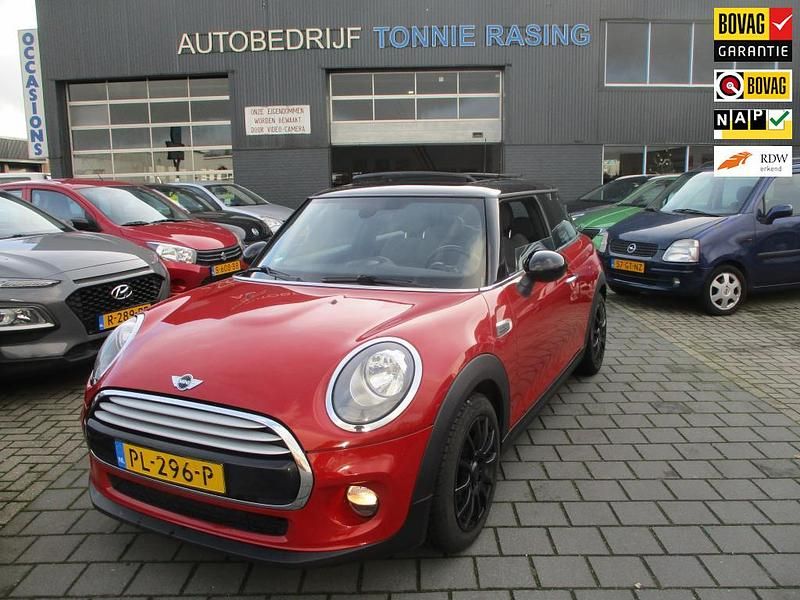 Occasion Mini Cooper Business 136 PK (100 kW) 2014 Rood Hatchback
