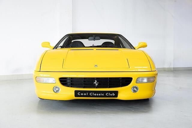 Occasion Ferrari F355 381 PK (280 kW) 1995 Geel Coupé