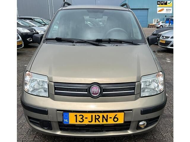 Beige Gebruikt 2009 Fiat Panda Emotion Hatchback | € 1.650 (Eerlijke prijs) - Afbeelding 1/4