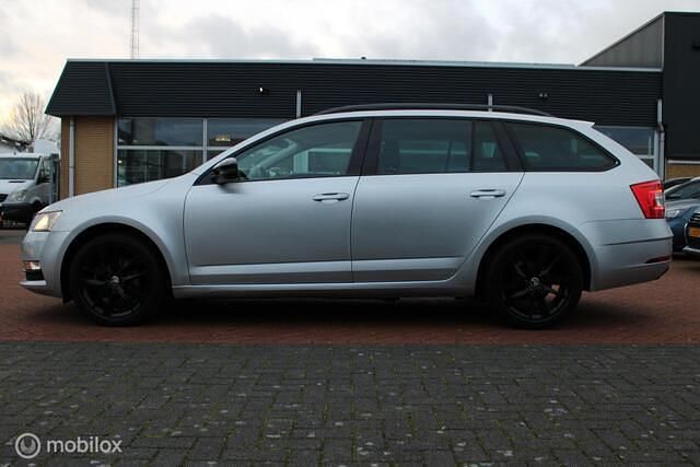 Occasion Skoda Octavia Business Line 116 PK (85 kW) 2020 Grijs Stationwagen