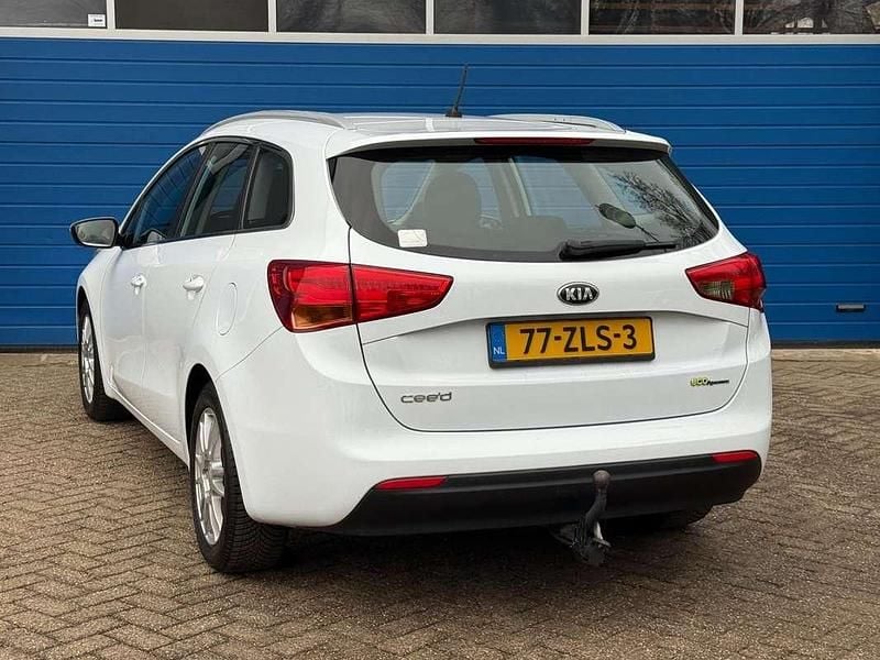 Occasion Kia Ceed Sportswagon Comfort 135 PK (99 kW) 2013 Wit Stationwagen