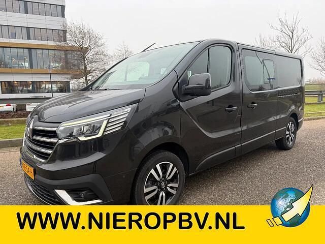Zwart Occasion 2023 Renault Trafic MPV | € 32.500 (Super prijs) - Afbeelding 1/4
