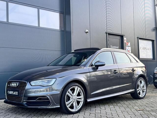 Occasion Audi A3 Sportback Ambition 150 PK (110 kW) 2015 Grijs Hatchback