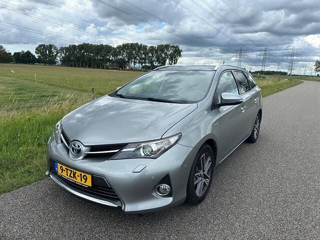 Grijs Gebruikt 2014 Toyota Auris Stationwagen | € 8.495 (Goede deal) - Afbeelding 1/4