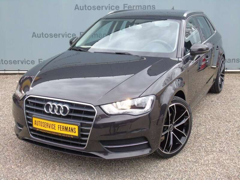 Occasion Audi A3 Sportback 122 PK (89 kW) 2013 Bruin, metallic lak Hatchback