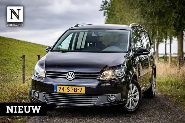 Zwart Gebruikt 2011 VW Touran Highline MPV | € 4.490 (Iets duurder) - Afbeelding 1/4