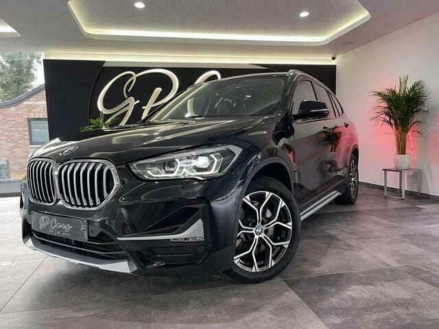Zwart Gebruikt 2021 BMW X1 Sport Line SUV | € 48.399 - Afbeelding 1/4