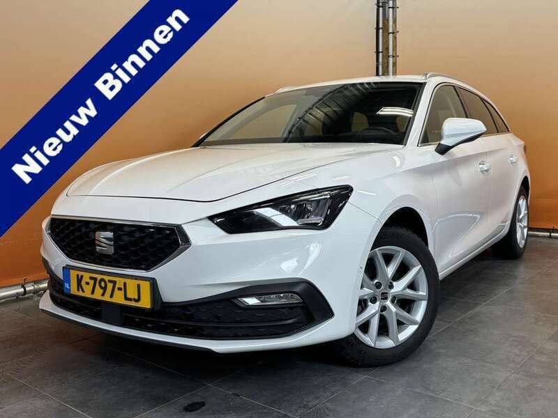 Wit Gebruikt 2021 Seat Leon Style Stationwagen | € 19.750 (Eerlijke prijs) - Afbeelding 1/4