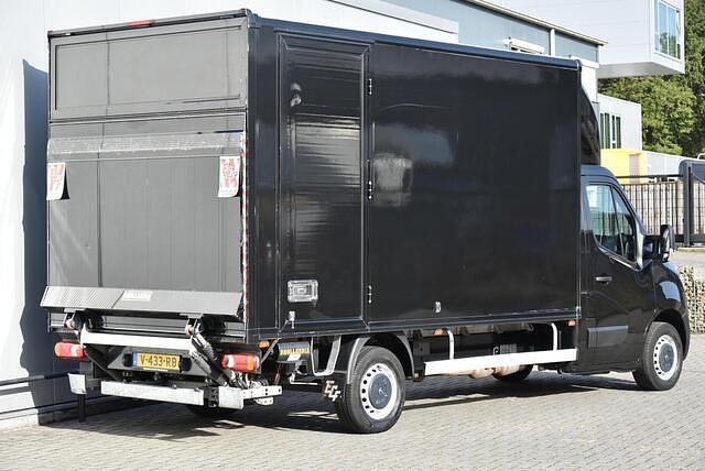 Occasion Opel Movano 131 PK (96 kW) 2018 Zwart Van