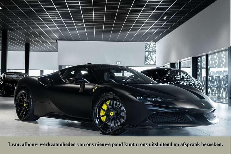 Zwart Gebruikt 2024 Ferrari SF90 Coupé | € 599.950 - Afbeelding 1/4
