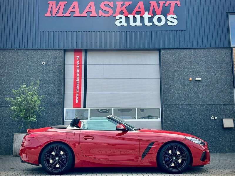 Rood, metallic lak Gebruikt 2019 BMW Z4 M Sport Cabriolet | € 51.750 (Eerlijke prijs) - Afbeelding 1/4