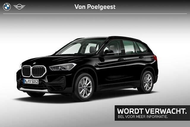 Schwarz uni Gebruikt 2021 BMW X1 Performance SUV | € 31.900 (Eerlijke prijs) - Afbeelding 1/2