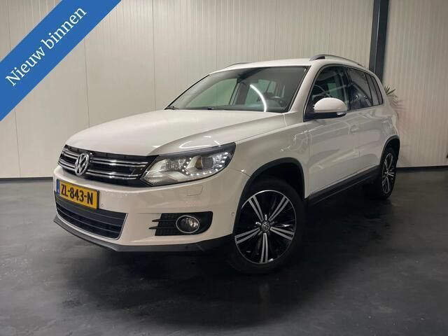 Wit Gebruikt 2011 VW Tiguan Sport SUV | € 12.450 (Eerlijke prijs) - Afbeelding 1/4