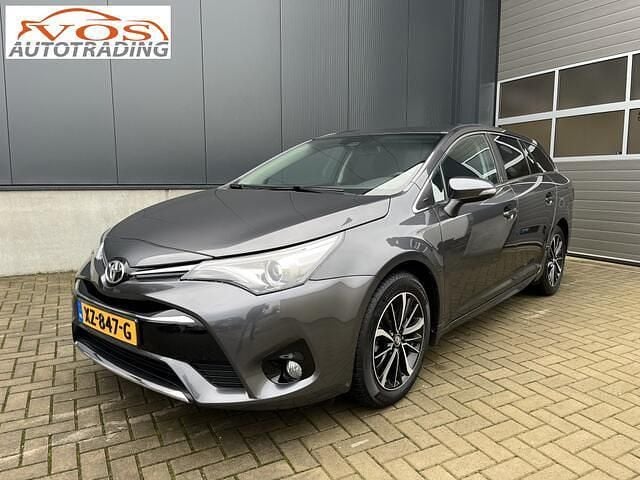Grijs Gebruikt 2018 Toyota Avensis Stationwagen | € 18.950 (Eerlijke prijs) - Afbeelding 1/4
