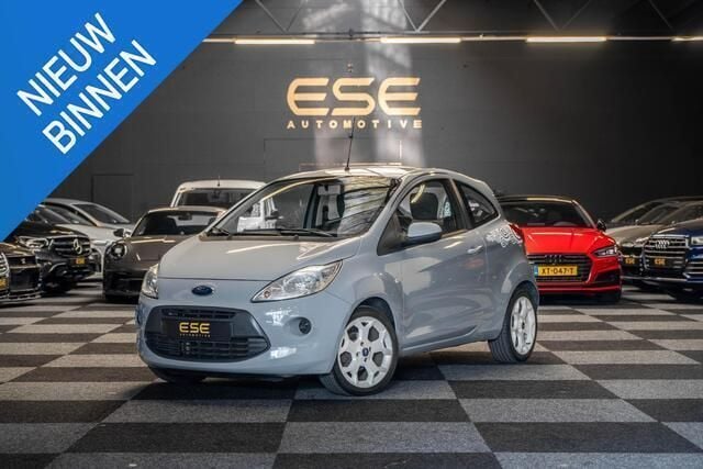 Grijs Gebruikt 2014 Ford Ka Style Hatchback | € 2.995 (Goede deal) - Afbeelding 1/4