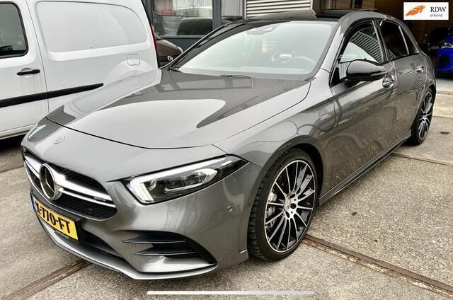 Grijs Occasion 2019 Mercedes A35 AMG AMG Hatchback | € 39.950 (Iets duurder) - Afbeelding 1/4