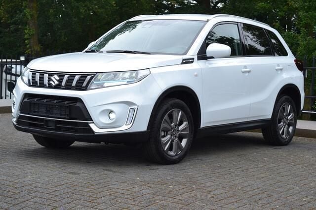 Wit Gebruikt 2023 Suzuki Vitara GL SUV | € 26.900 (Goede deal) - Afbeelding 1/4