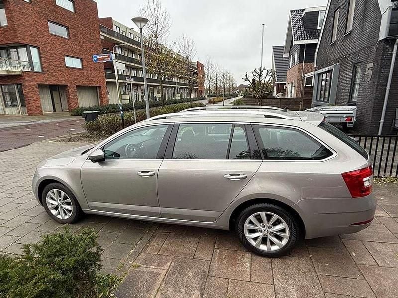 Occasion Skoda Octavia Ambition 116 PK (85 kW) 2019 Stationwagen