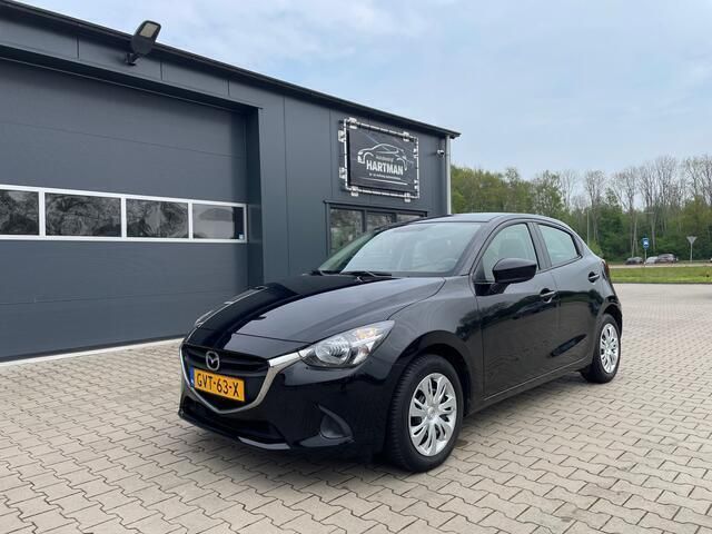 Zwart, metallic lak Gebruikt 2016 Mazda 5 MPV | € 9.450 - Afbeelding 1/4