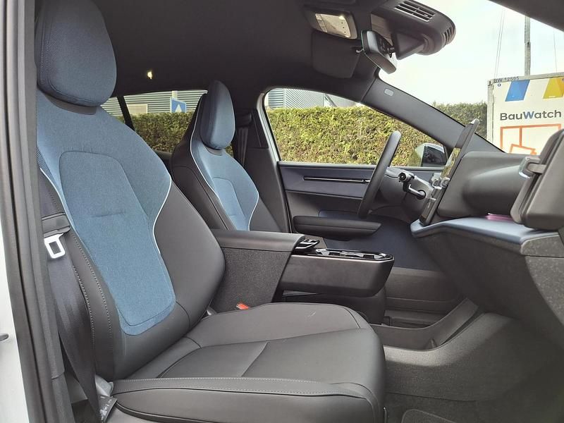 Occasion Volvo EX30 Plus 200 kW (272 PK) 2024 Wit SUV