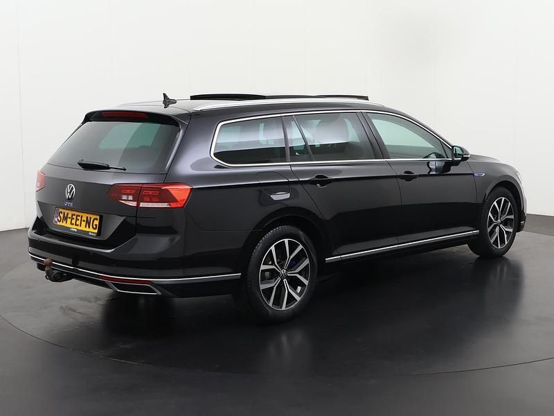 Occasion VW Passat GTE 157 PK (115 kW) 2021 Deep black pearl effect (2t2t) Stationwagen