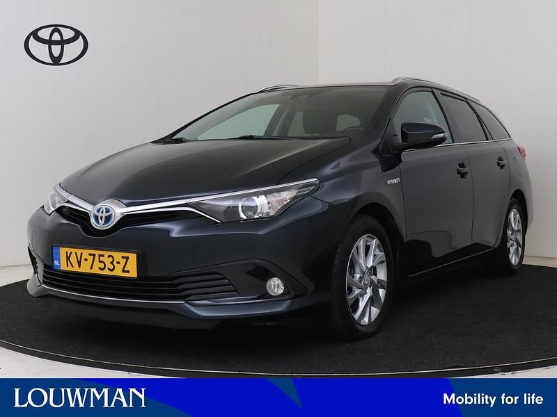 Grijs Occasion 2017 Toyota Auris Trend Stationwagen | € 16.750 (Iets duurder) - Afbeelding 1/4
