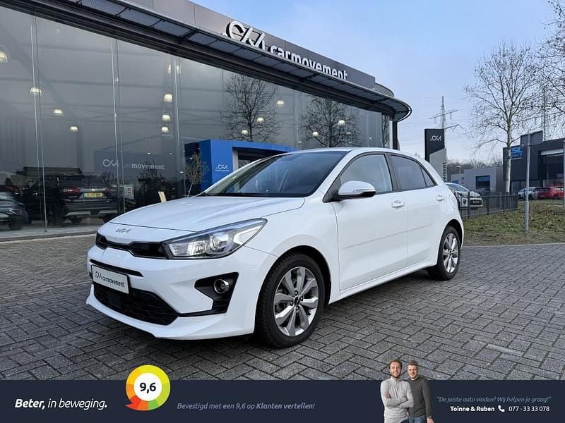 Wit Occasion 2022 Kia Rio Hatchback | € 18.945 (Eerlijke prijs) - Afbeelding 1/4