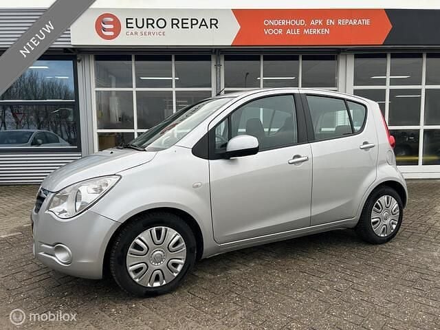 Grijs Occasion 2013 Opel Agila Hatchback | € 9.350 (Eerlijke prijs) - Afbeelding 1/4