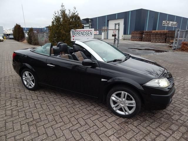Occasion Renault Mégane Cabriolet Exception 135 PK (99 kW) 2007 Zwart (metallic) Cabriolet