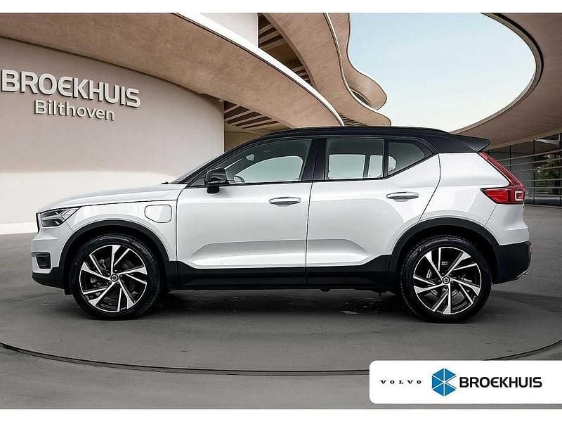 Grijs Occasion 2019 Volvo XC40 R-Design SUV | € 28.900 (Iets duurder) - Afbeelding 1/4