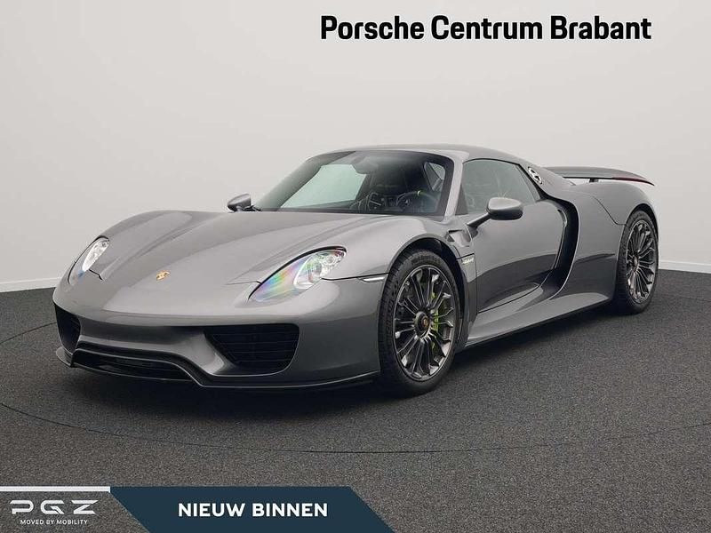 Grijs Gebruikt 2015 Porsche 918 Cabriolet | € 1.600.000 - Afbeelding 1/4