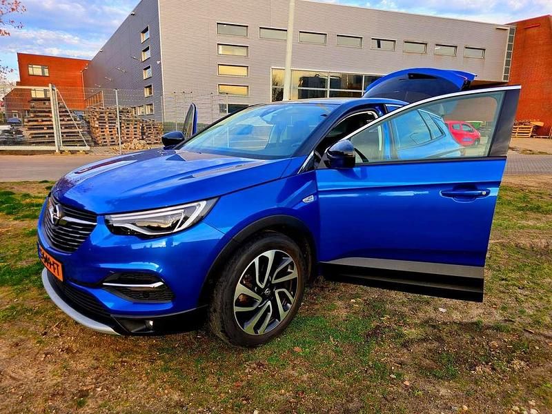 Blauw Gebruikt 2017 Opel Grandland X Ultimate SUV | € 16.750 (Duur) - Afbeelding 1/4
