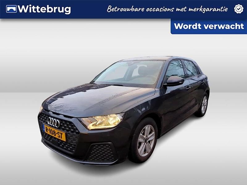 Grijs Occasion 2022 Audi A1 Proline Hatchback | € 19.950 (Goede deal) - Afbeelding 1/2