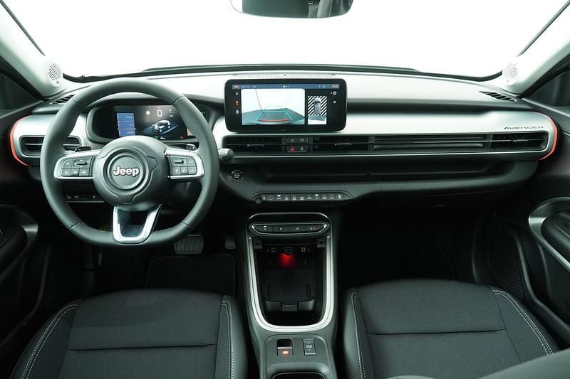 Occasion Jeep Avenger Summit 110 PK (80 kW) 2025 Zwart SUV