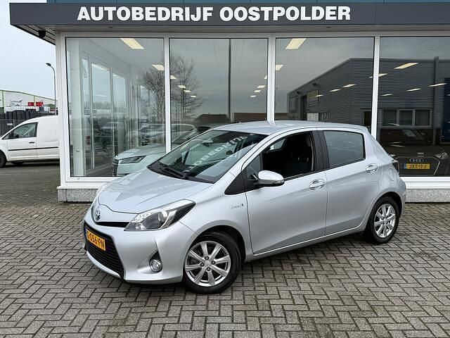 Occasion Toyota Yaris 75 PK (55 kW) 2012 Grijs Hatchback