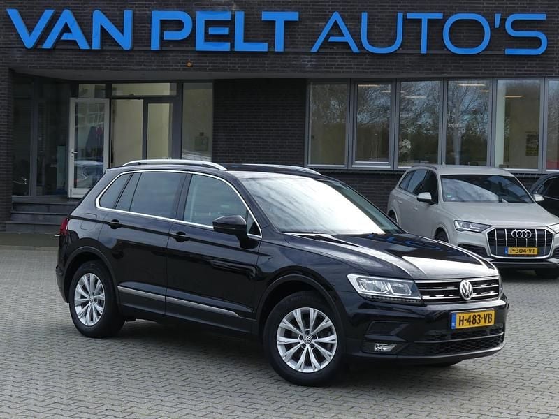 Occasion VW Tiguan Comfortline 131 PK (96 kW) 2020 Zwart SUV