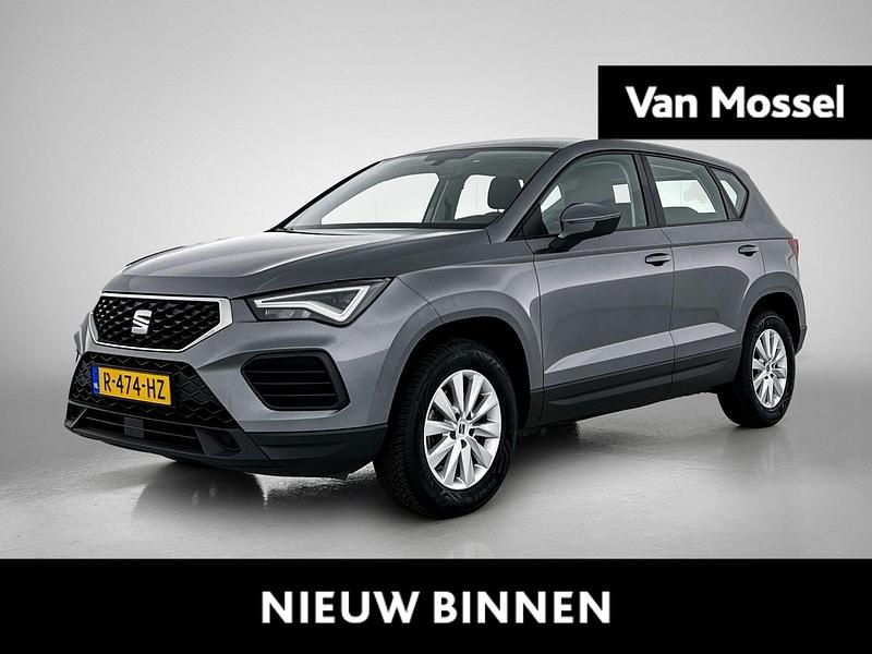 Grijs Gebruikt 2022 Seat Ateca Reference SUV | € 22.900 (Eerlijke prijs) - Afbeelding 1/4