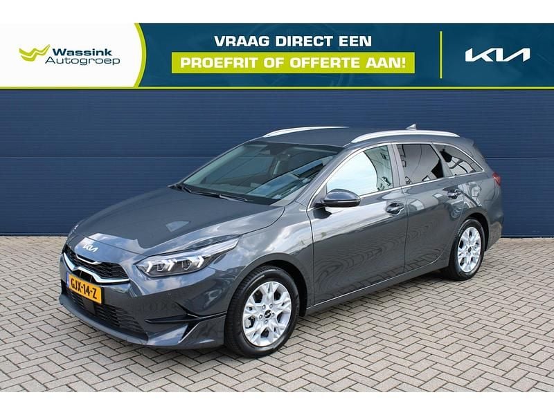 Grijs Gebruikt 2024 Kia Ceed Sportswagon Stationwagen | € 24.690 (Iets duurder) - Afbeelding 1/4