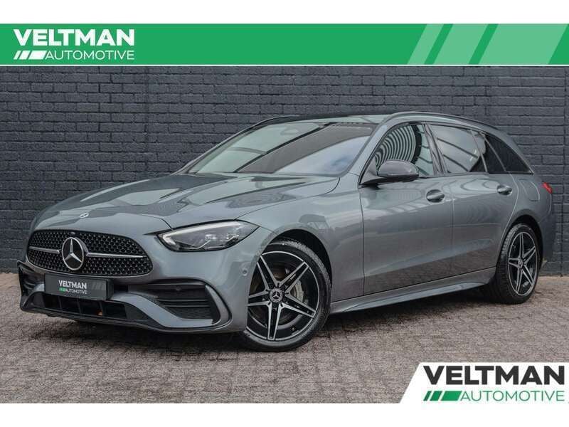Grijs Gebruikt 2023 Mercedes E300 AMG line Stationwagen | € 42.495 (Super prijs) - Afbeelding 1/4