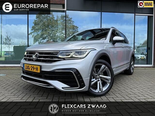 Grijs Gebruikt 2022 VW Tiguan Business+ SUV | € 34.900 (Goede deal) - Afbeelding 1/4