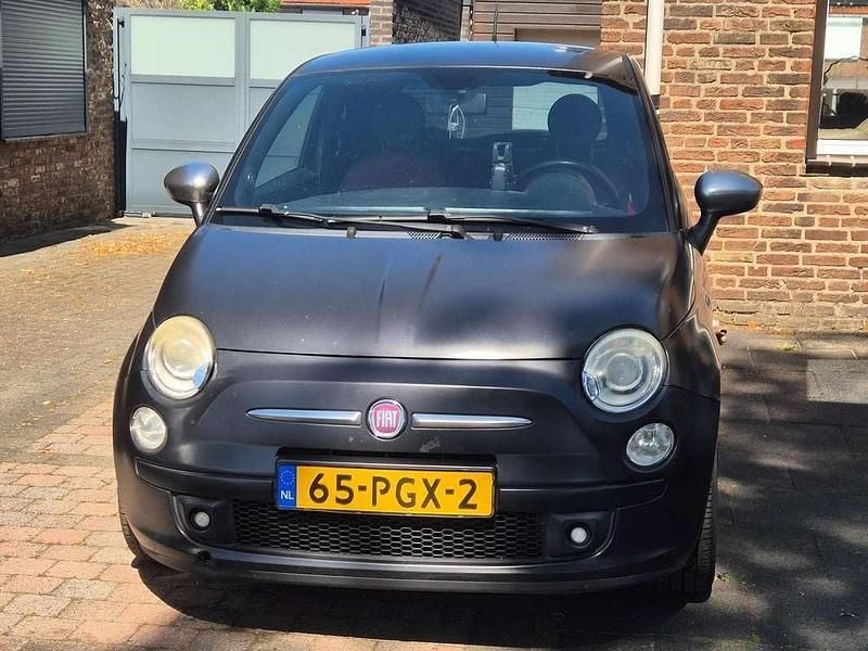 Zwart Gebruikt 2011 Fiat 500 Hatchback | € 3.000 (Goede deal) - Afbeelding 1/4