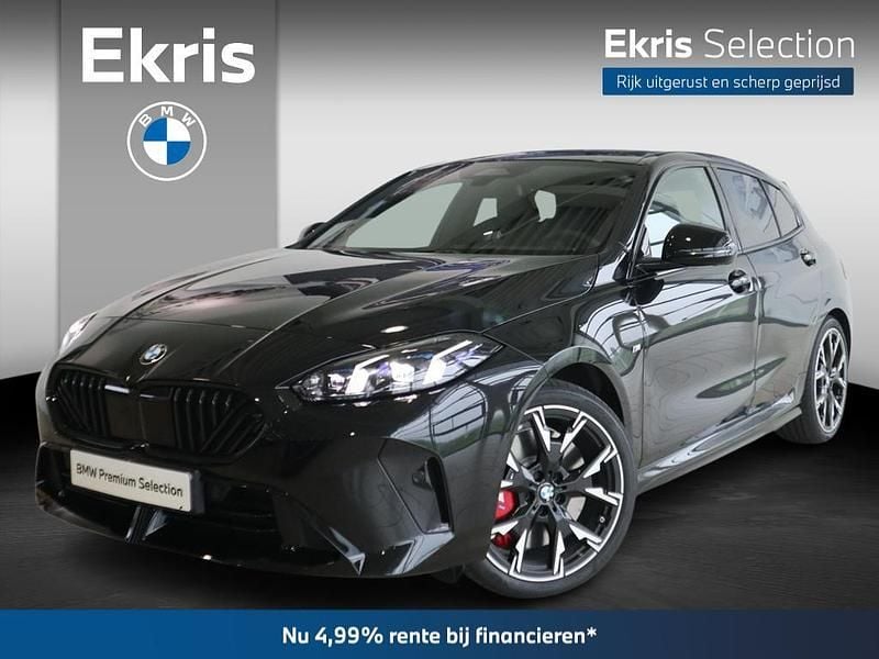 Zwart Gebruikt 2025 BMW 123 M Sport Hatchback | € 54.900 - Afbeelding 1/4