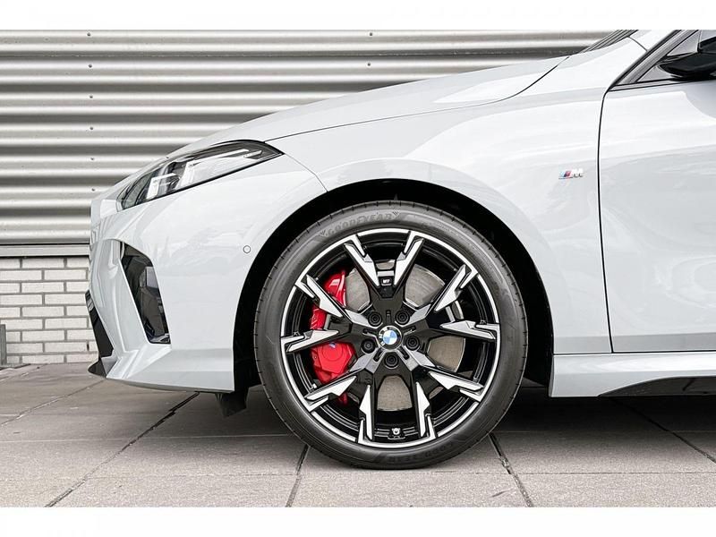 Occasion BMW 123 204 PK (150 kW) 2025 Grijs Hatchback