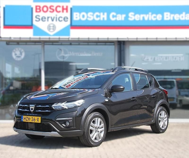Zwart Occasion 2021 Dacia Sandero Stepway Hatchback | € 12.950 (Goede deal) - Afbeelding 1/4