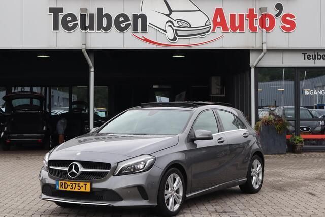 Grijs Gebruikt 2016 Mercedes A200 Prestige Hatchback | € 14.895 (Eerlijke prijs) - Afbeelding 1/4