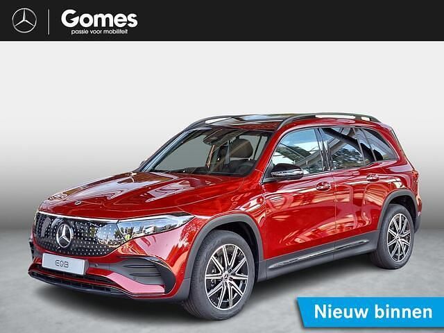 Rood Nieuw 2025 Mercedes EQB250+ Business SUV | € 56.225 (Iets duurder) - Afbeelding 1/4