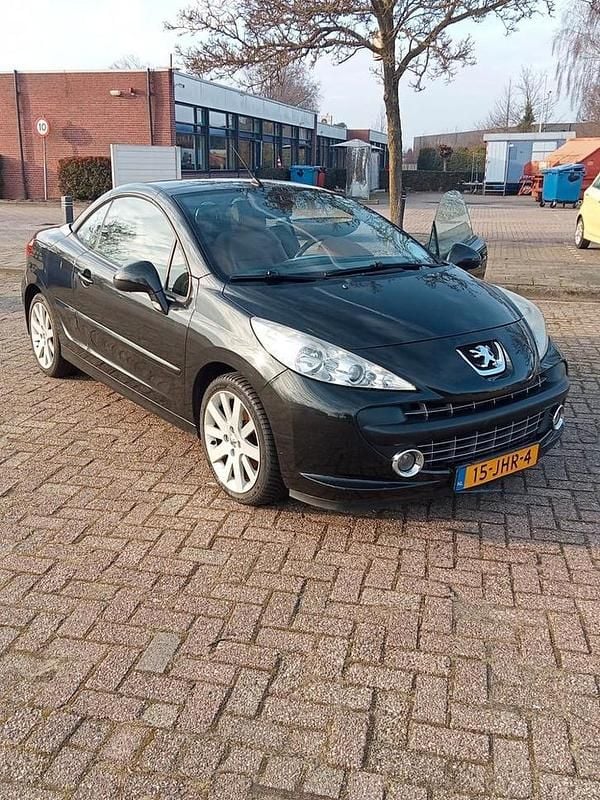 Occasion 2009 Peugeot 207 CC Cabriolet | € 3.250 (Eerlijke prijs) - Afbeelding 1/4