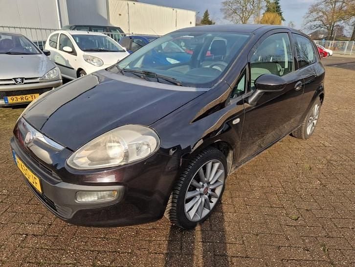 Occasion 2010 Fiat Punto Business | € 1.750 (Super prijs) - Afbeelding 1/4