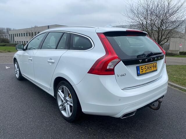 Occasion Volvo V60 Summum 215 PK (158 kW) 2013 Wit Stationwagen
